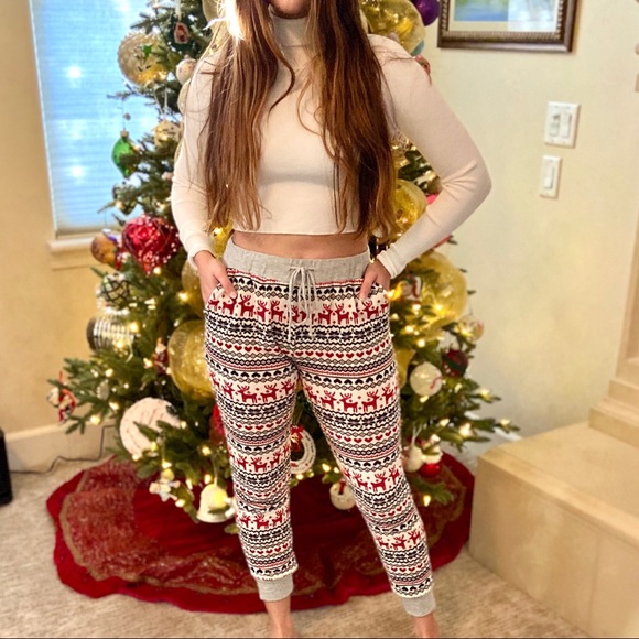 CLEARANCE‼️2 LEFT🎄Holiday Joggers - Picture 6 of 8